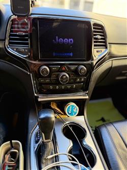 جيب جراند شيروكي